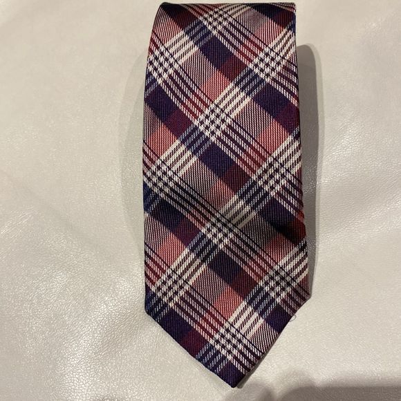 2 Banana Republic Silk Ties - Picture 2 of 6